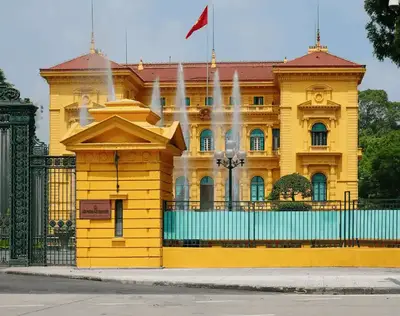 Local guide leading travelers on a private Hanoi City Tour in Hanoi